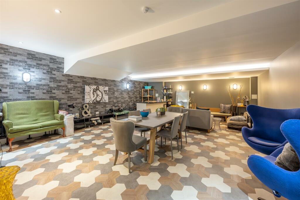 Communal-Lounge-1.jpg