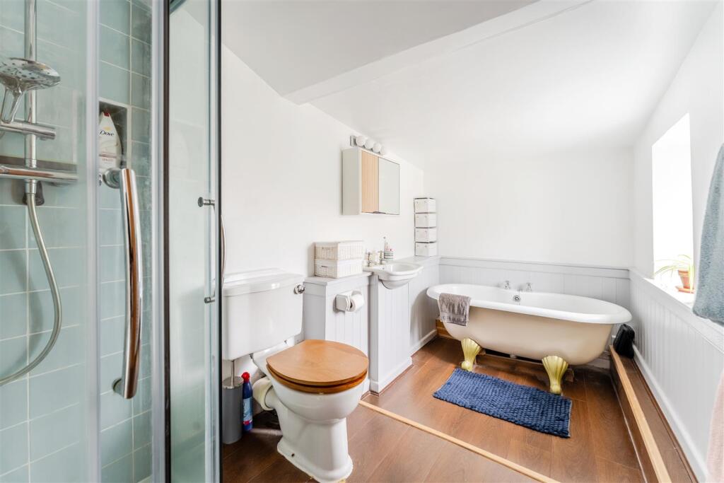 MT 109 Claverhma Road, Claverham, BS49 4LE 47.jpg