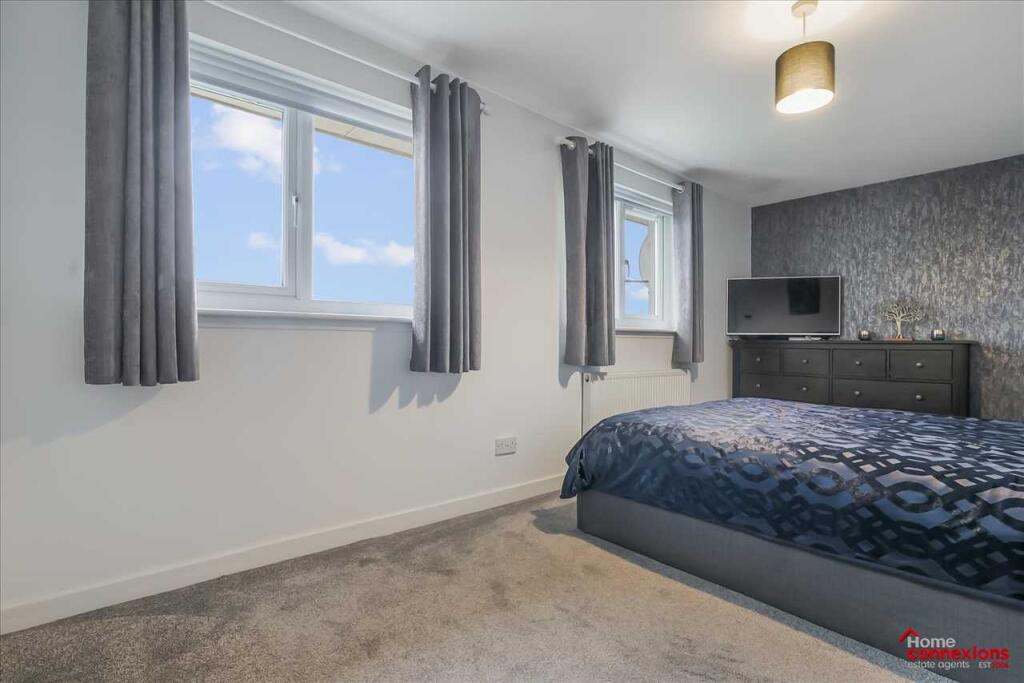 Bedroom One (1)