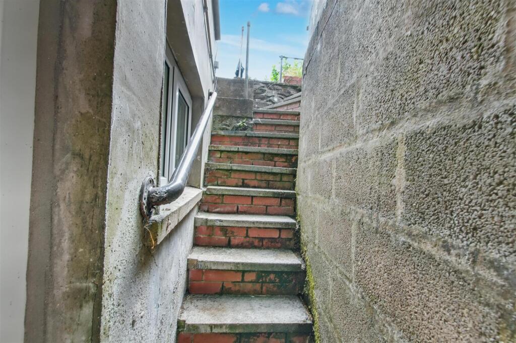 Steps to garden