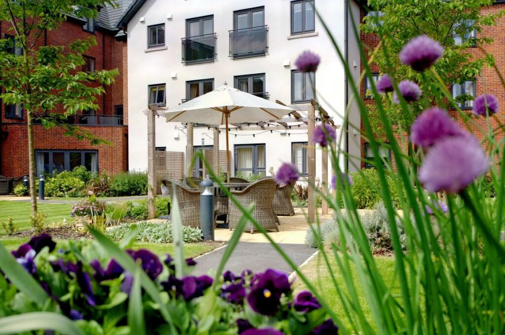 8553725-exterior09 (Medium).JPG