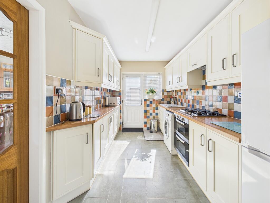 CAM05192G0-PR0110-STILL009