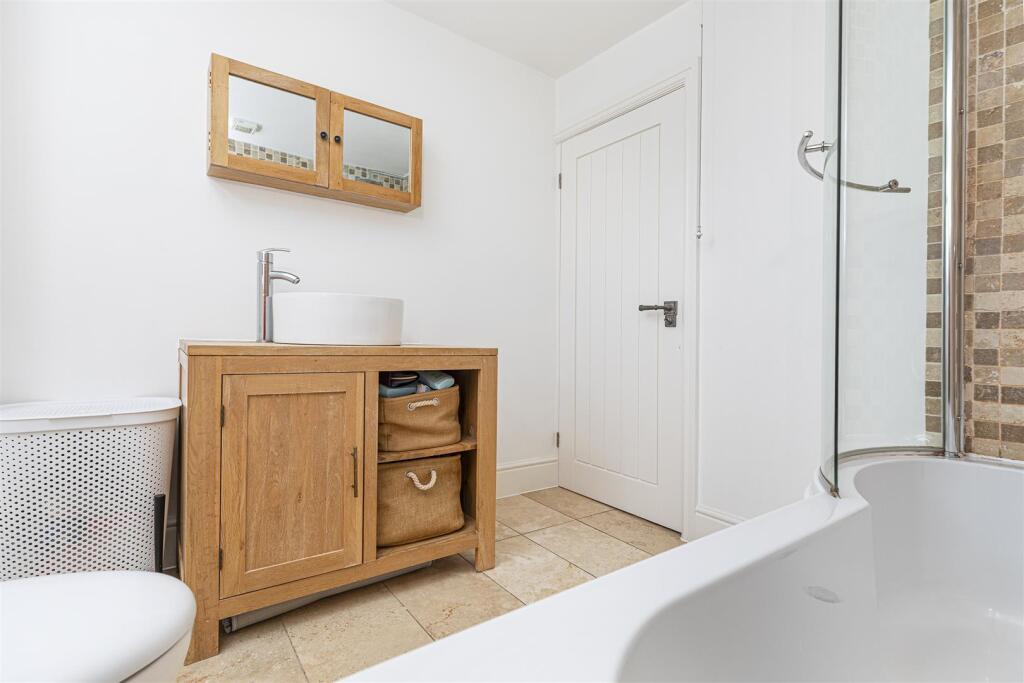 Bramleys Estate Agents - Cheviot Way - Mirfield (5