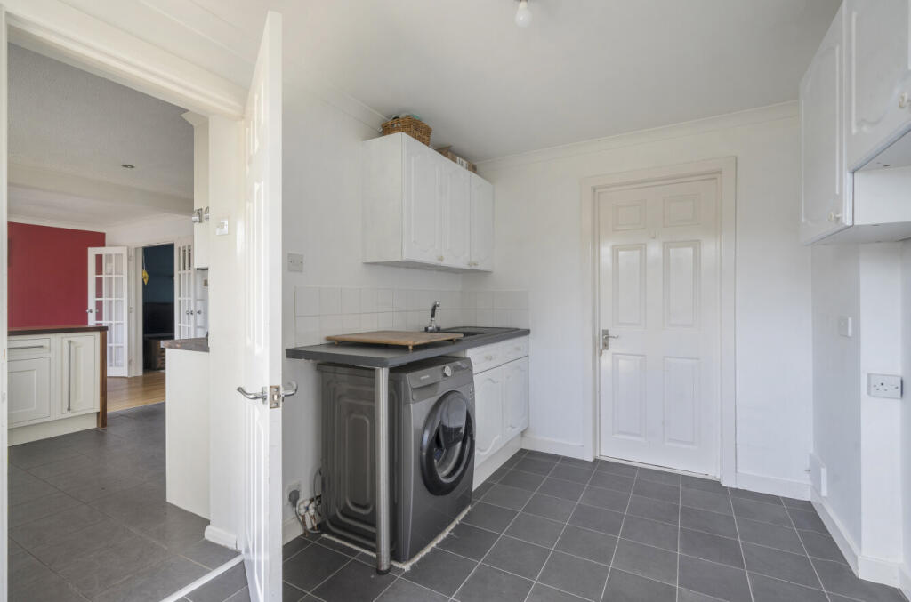 1363121-22-68e7ef...