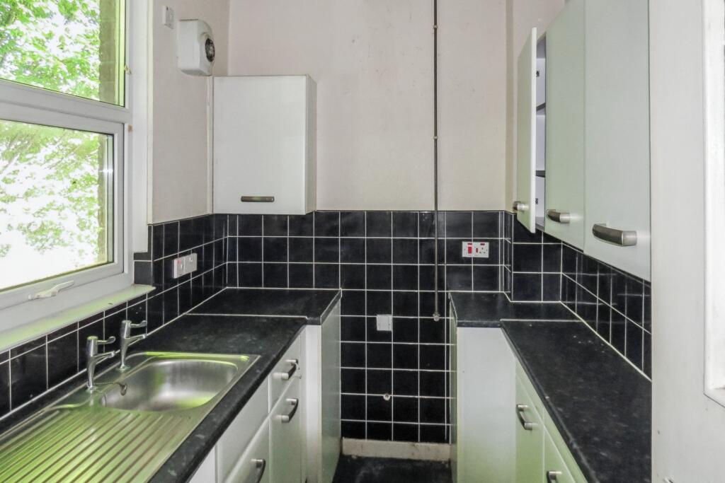 33 Lovat Road, Preston, PR1 6DP