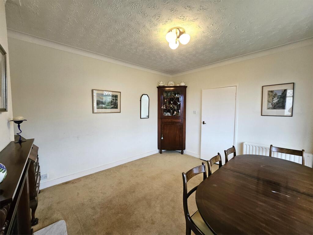 16 Bellard Road, West Kilbride, KA23 9JU