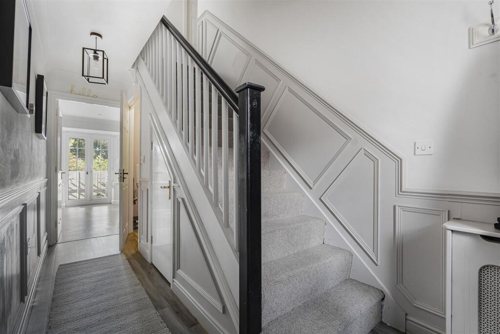 19 St Marys Way