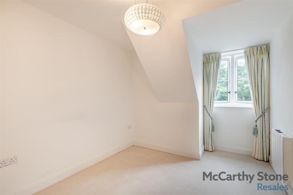 8654339-interior03.jpg