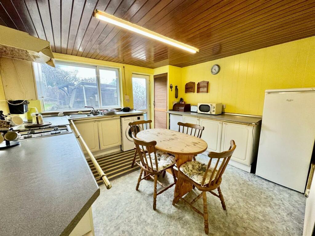 PHOTO-2024-11-21-14-09-14 (7).jpg