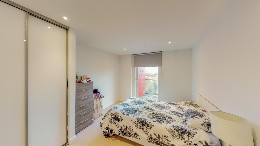 8395628-interior01-800.jpg