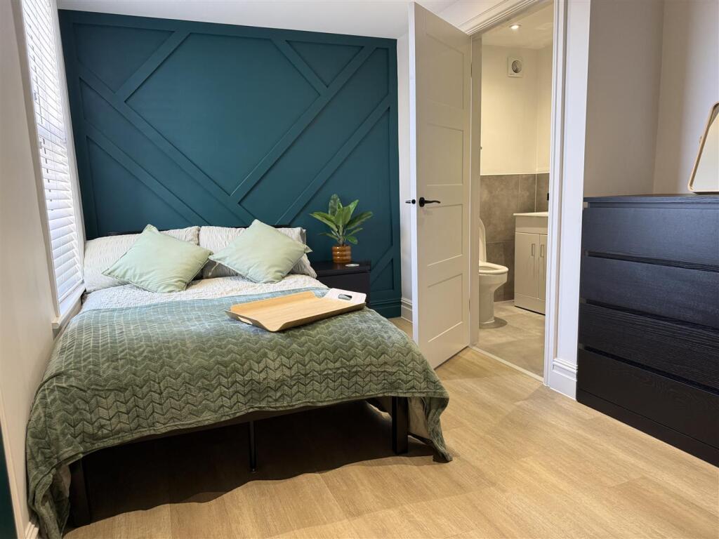 Photo 20-11-2025, 12 49 38.jpg