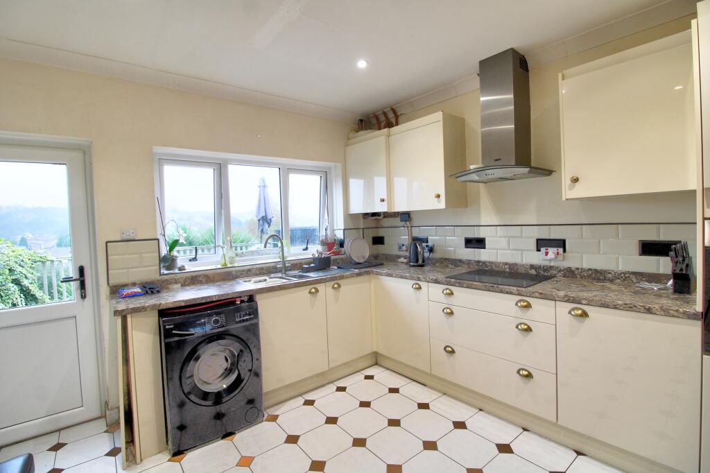 IMG_6455_6_7_Interior 4