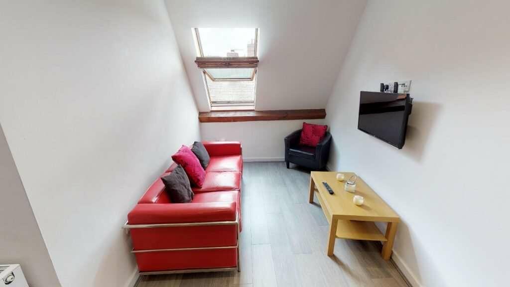 Flat_10_7_St_Peters_Close