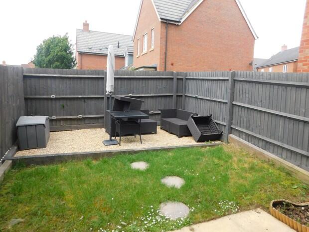 103 Station Road Garden