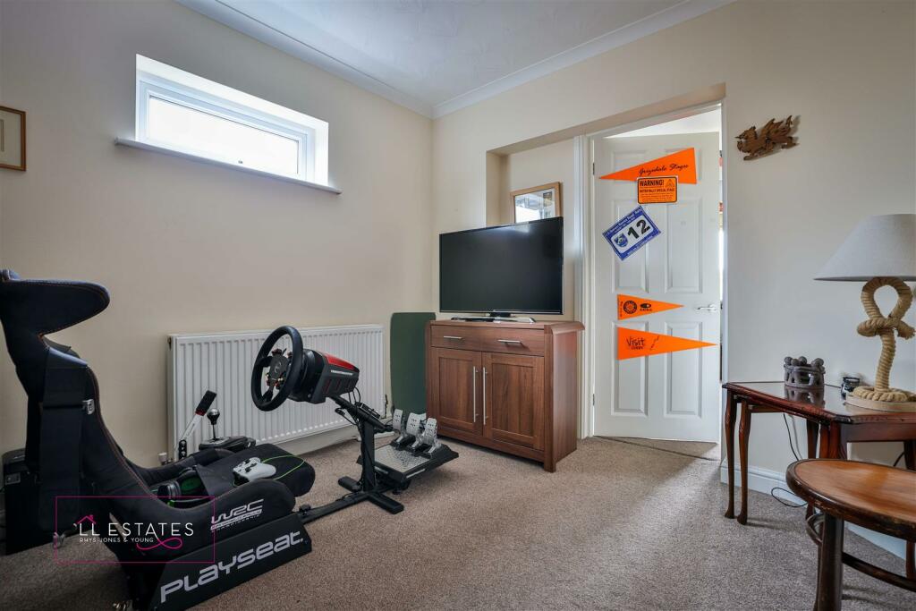 2 ridgeway avenue-20.jpg