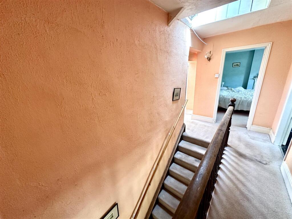 FIRST FLOOR STAIRS AND LANDING