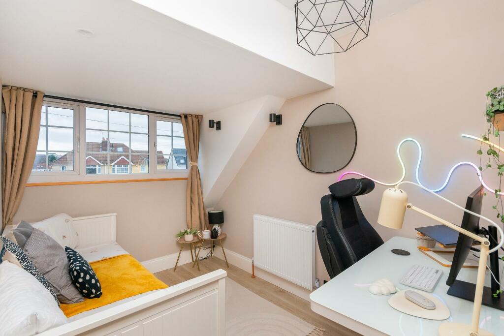 2D6CBH - Bedroom F.jpg