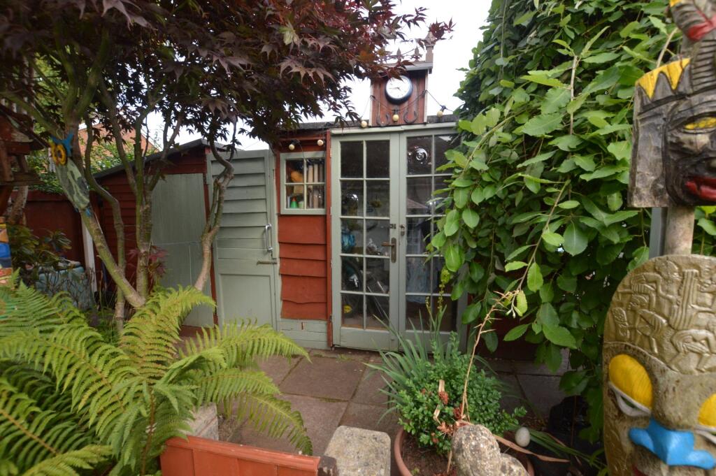 Summerhouse &amp; Shed