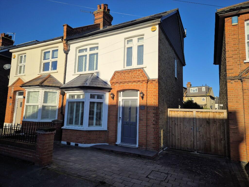 St. Lawrence Road, Upminster, London, RM14