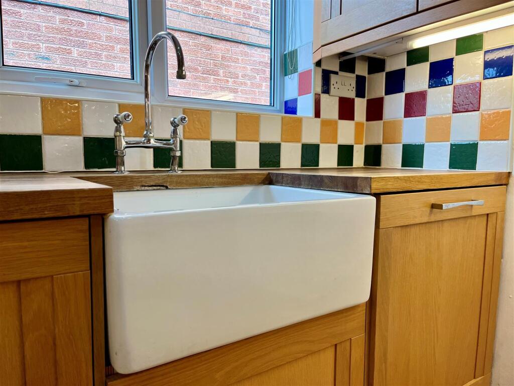 Kitchen Sink.jpg