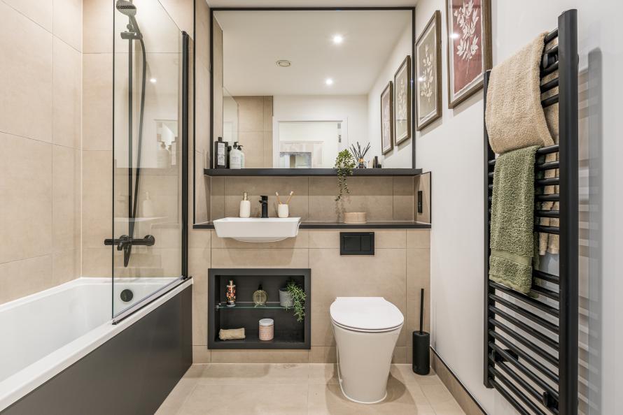 North Gate Park, Show Apartment,