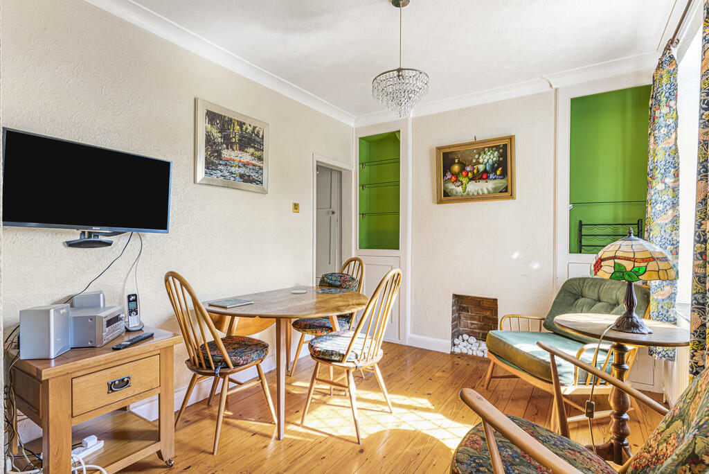 Dining Room (2)