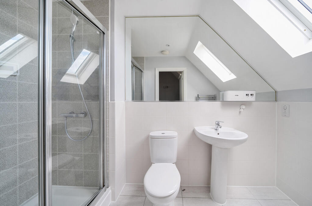 1328985-1-687e590...