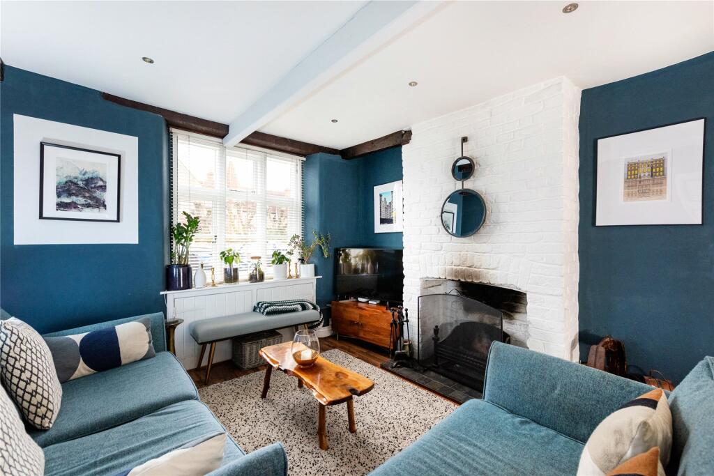Sitting/Dining Room