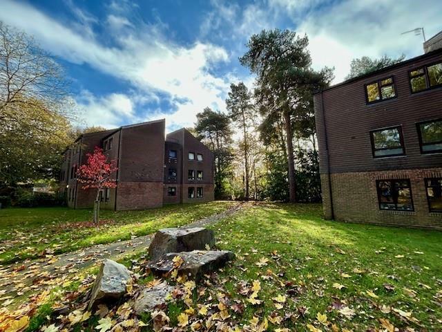80 Dawsmere Close front 3.jpg