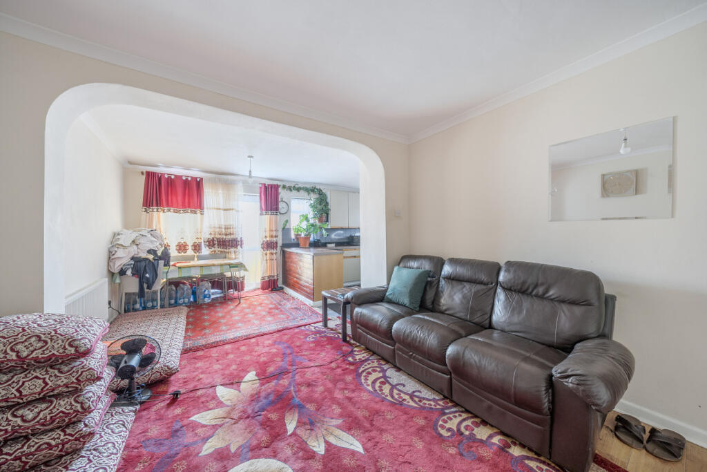 1312911-19-685abd...