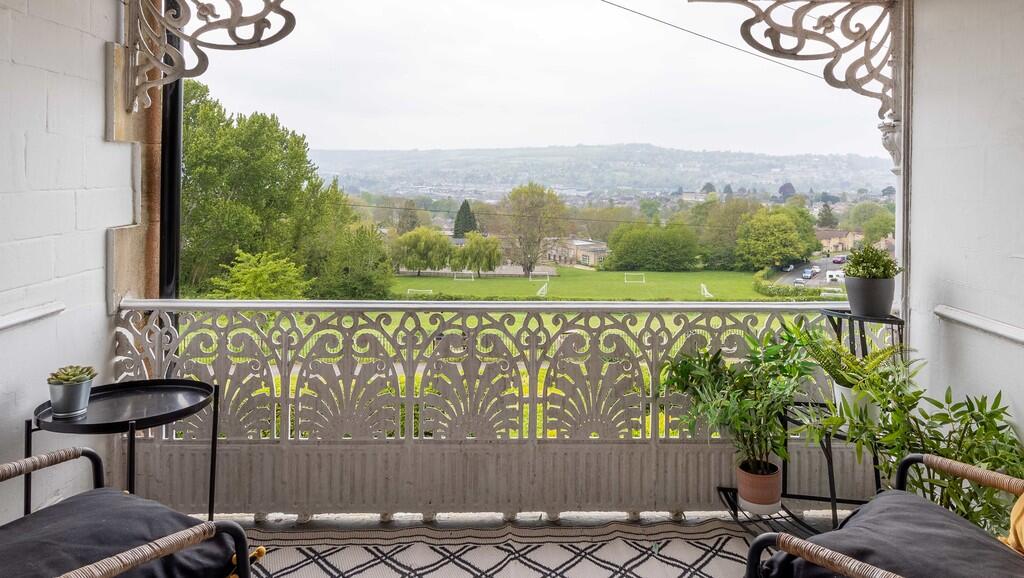 Front Balcony wit...