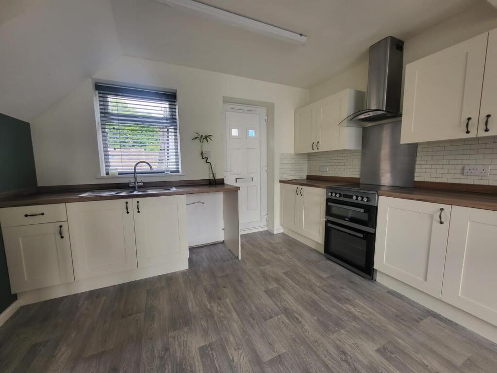 39 Griffiths Road Photo 14.jpg