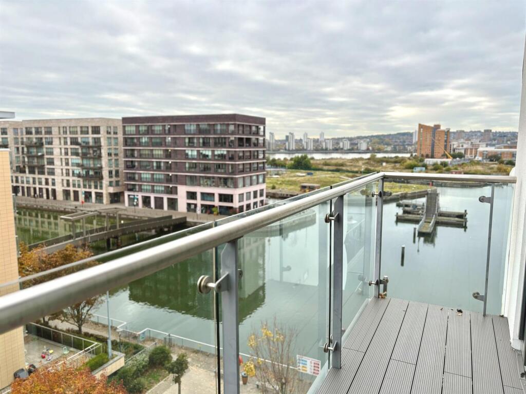 River View Property For Sale Gallions Reach, E16 B