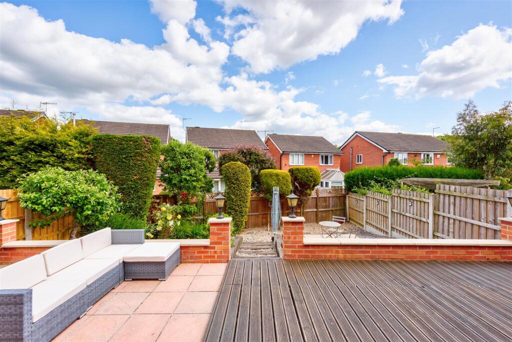 25OldHouseClose(Exterior)(4of7).jpg