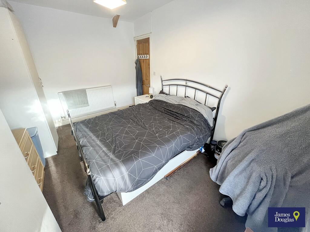 Bed12