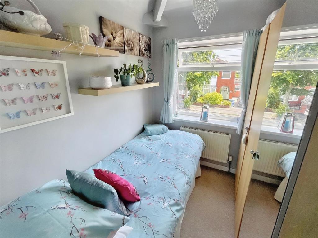 Bedroom 3.jpg