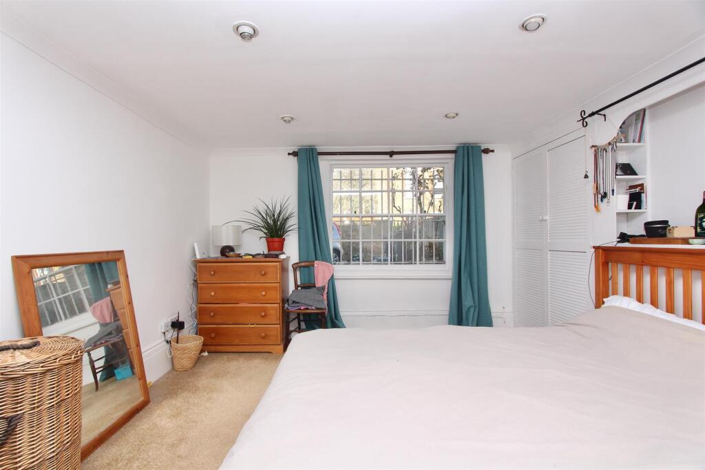 Stamford Grove West, N16