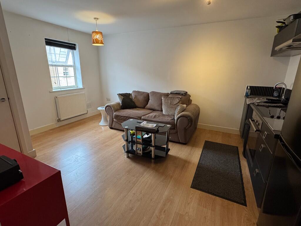 Lounge/Kitchen