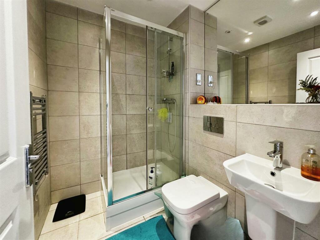 editedimage-4bca24d5-a391-423f-b3d9-224df362f987 2