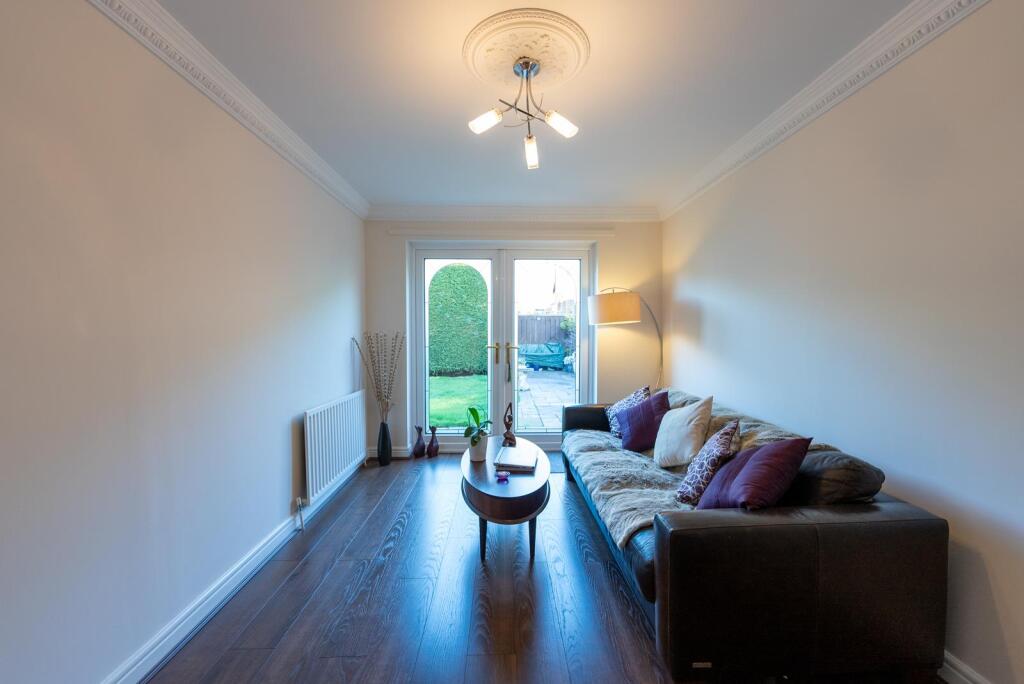 3 Corbiere Close-12.jpg