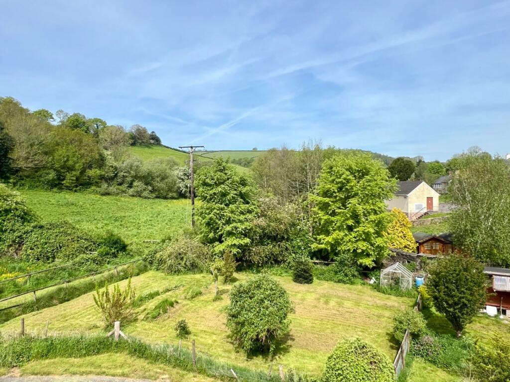 Bampton, Seddons
