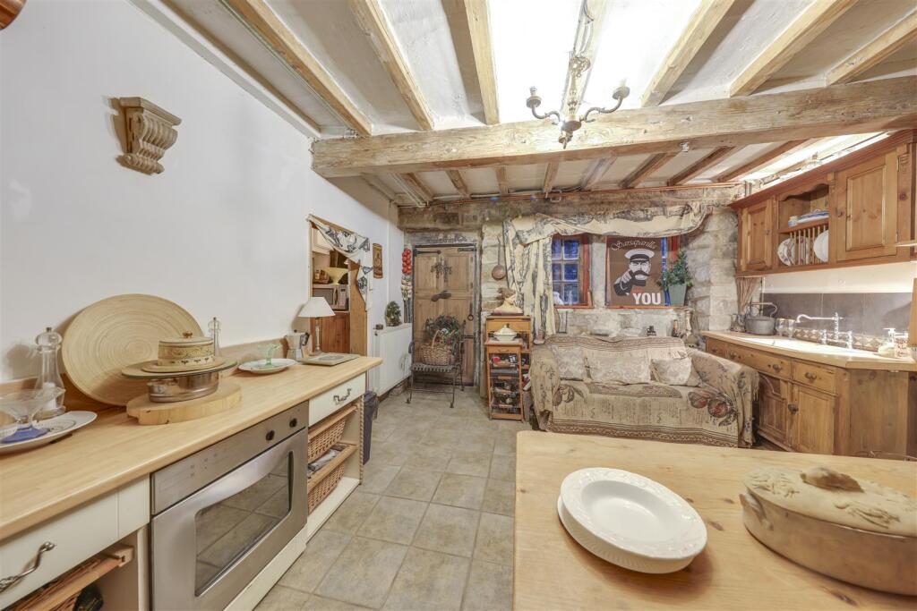 Breakfast Kitchen Alt 2