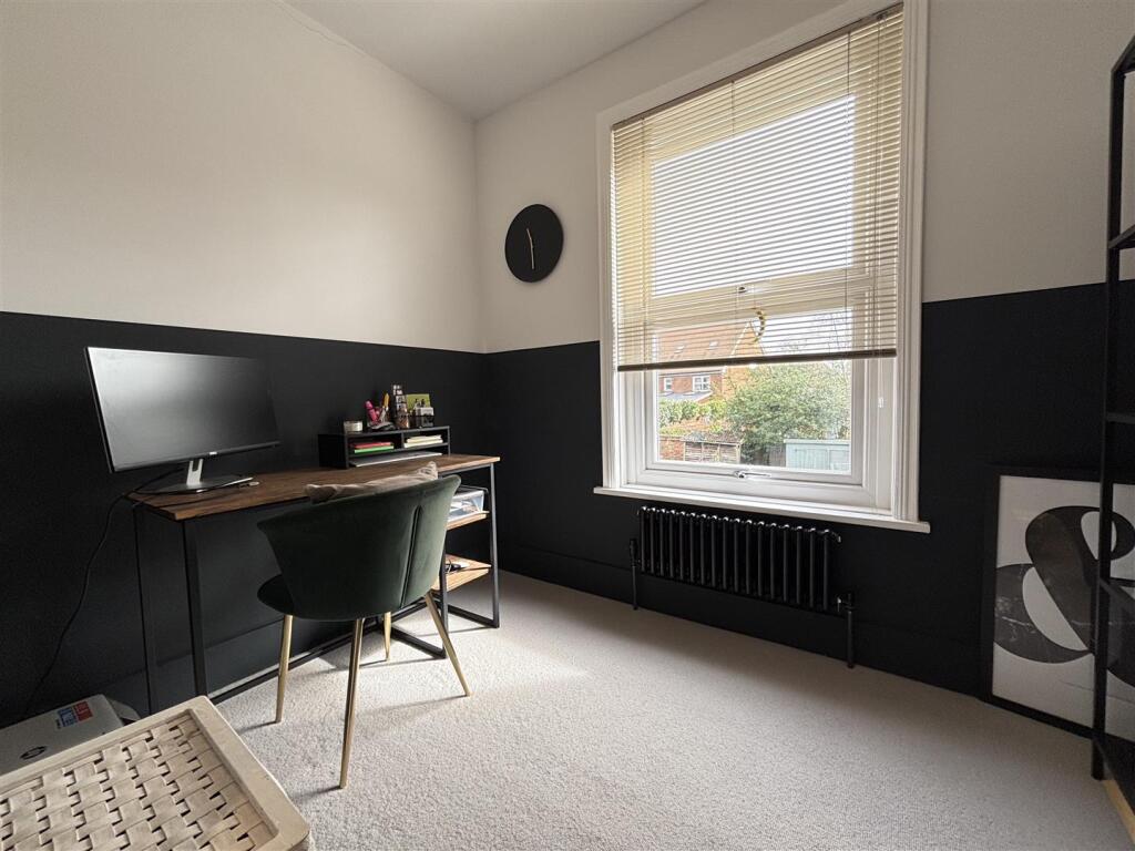 New street bed 2 2.jpg