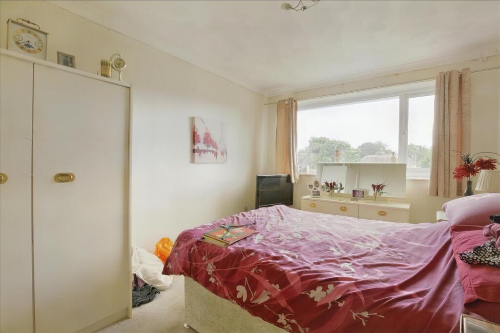 8563835-interior06.jpg
