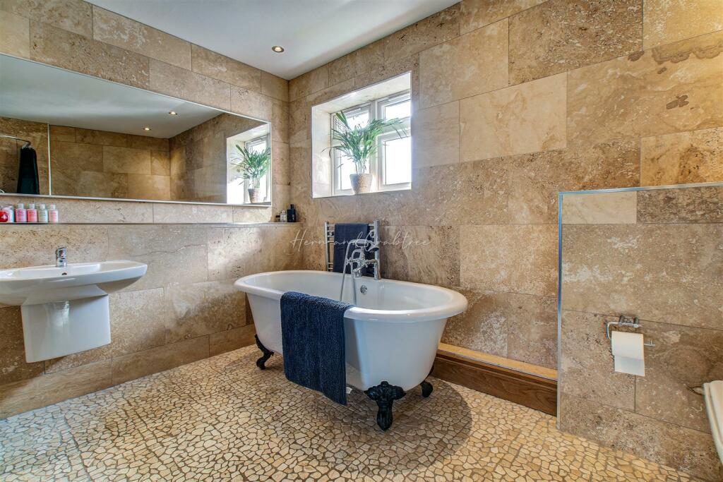 Holybush Road, Cyncoed, HernCrabtree (52).jpg