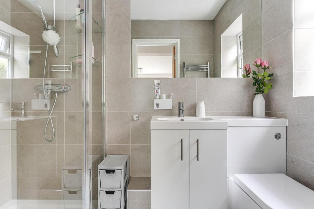 Bedroom Two ensuite.jpg