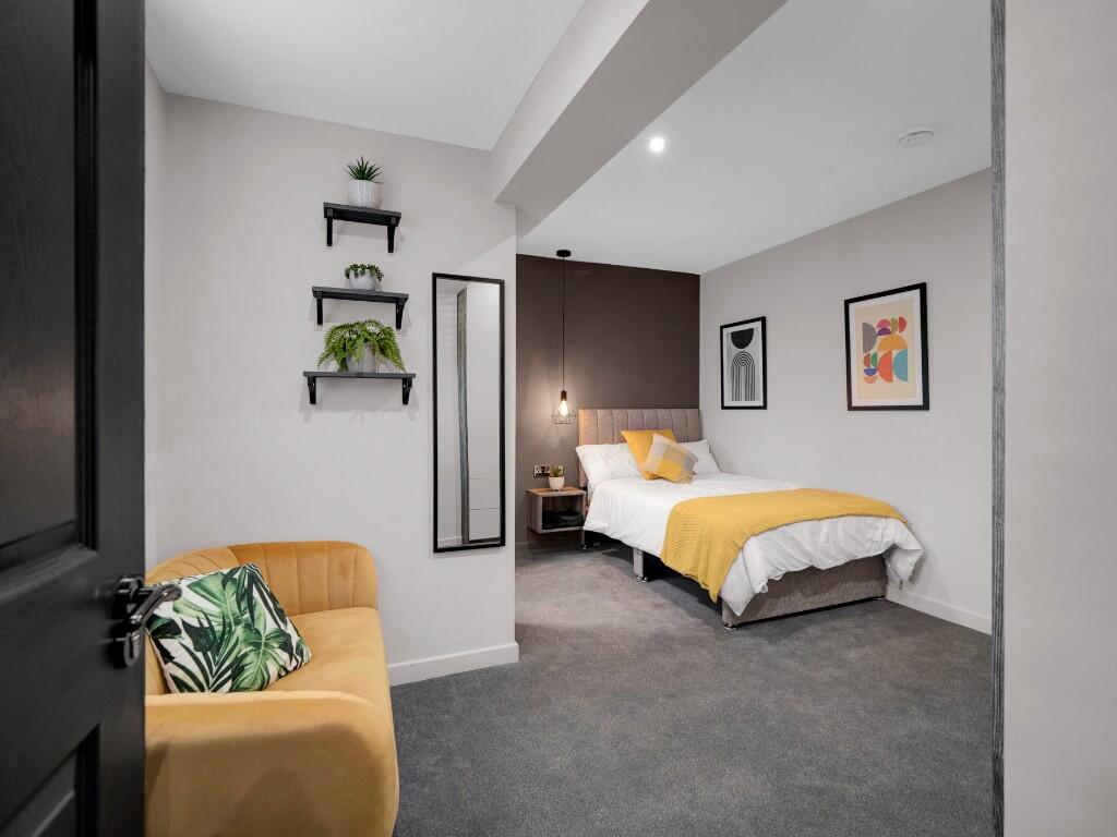 Room 5
