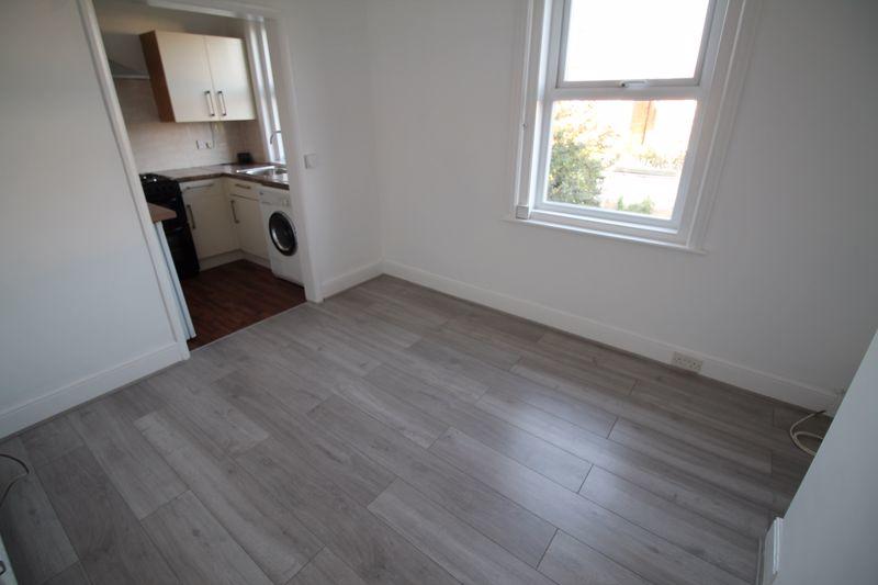 Lounge / Kitchen