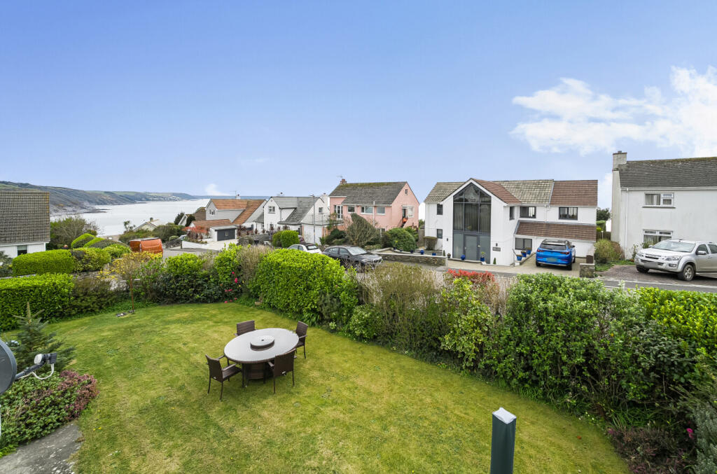 Garden &amp; View