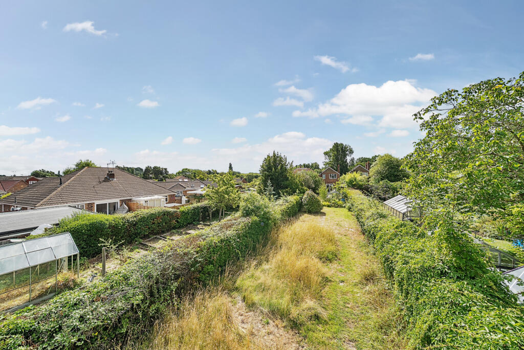 1327886-8-687e15c...